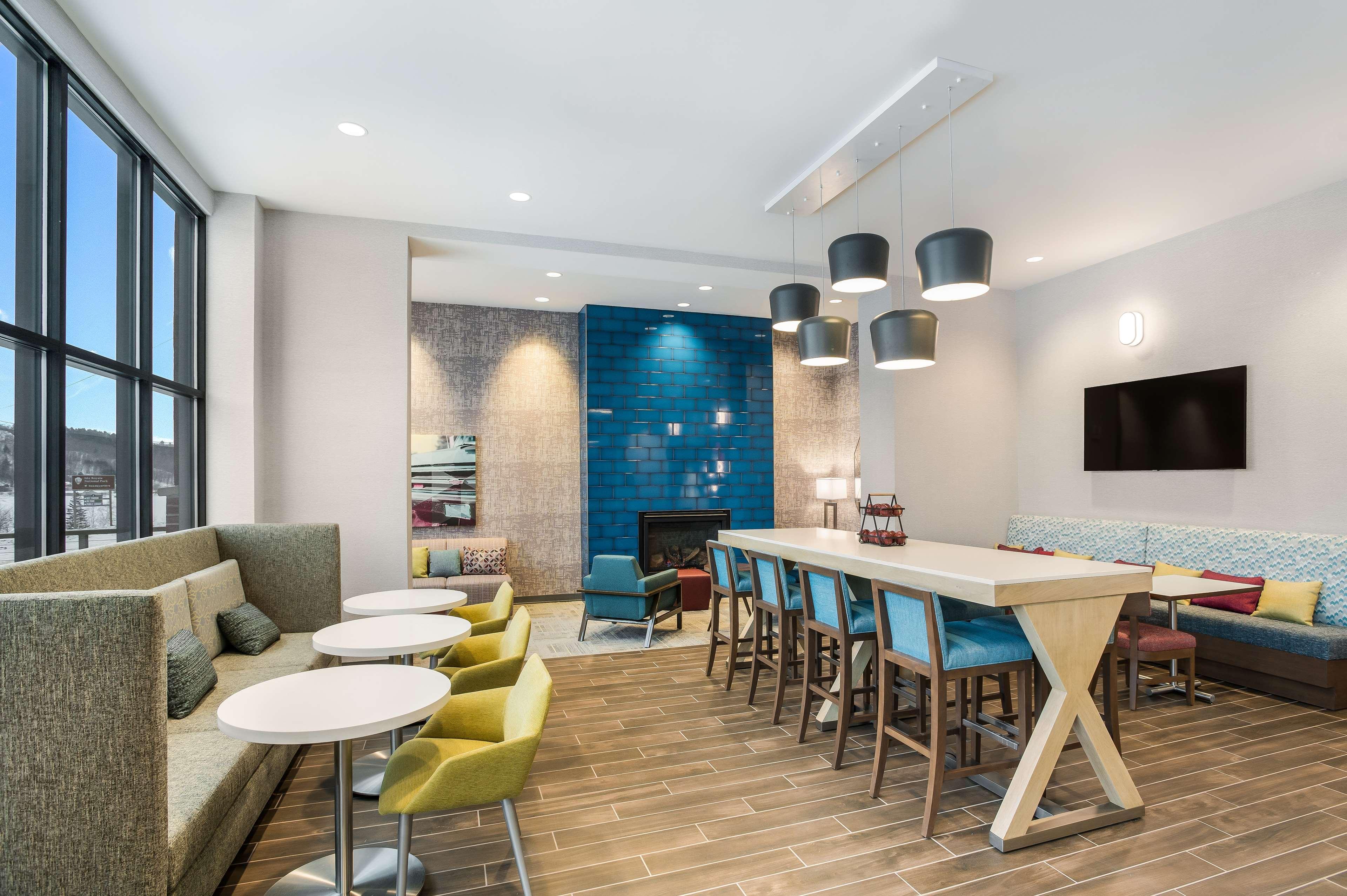Hampton Inn & Suites Houghton Zewnętrze zdjęcie