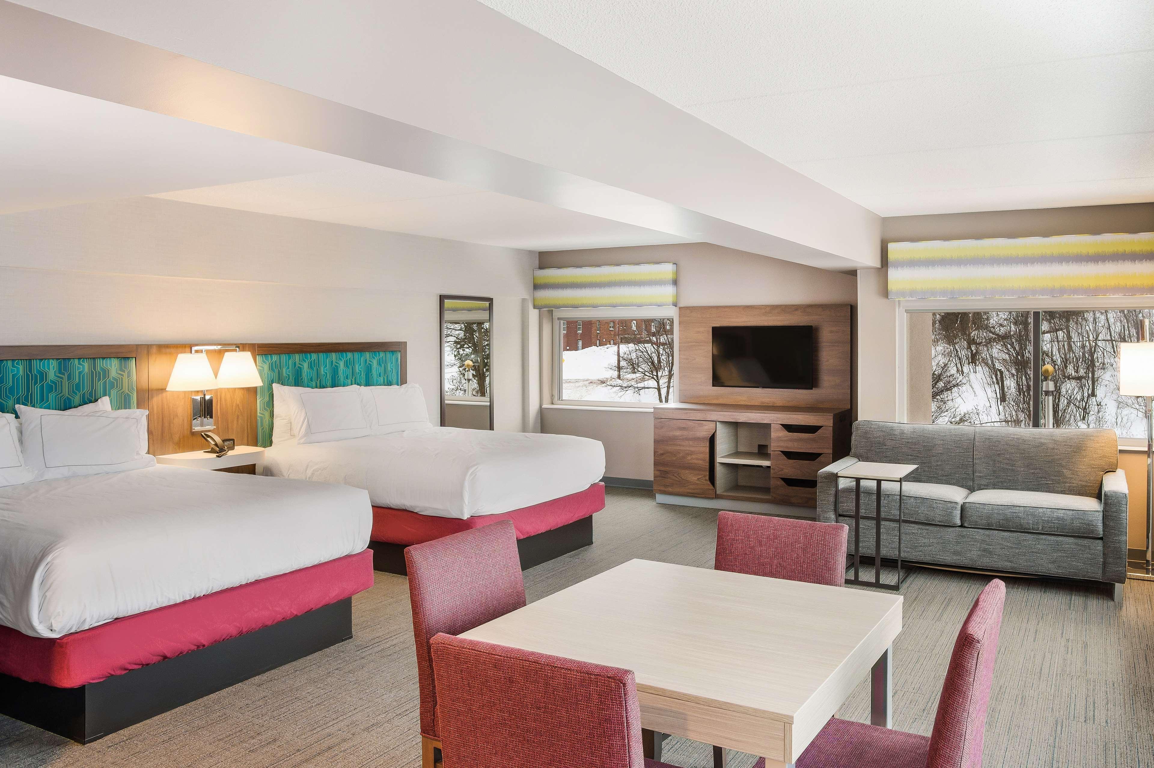 Hampton Inn & Suites Houghton Zewnętrze zdjęcie